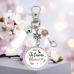 Porte clés je t'aime maman. Lyne Créa
