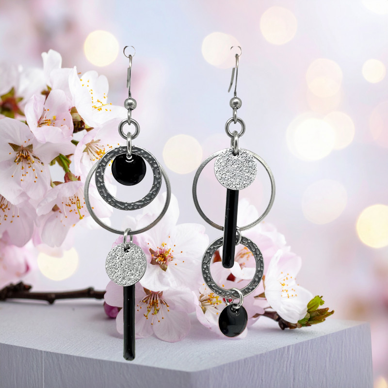 Boucles d'oreilles acier inoxydable asymétriques. Lyne Créa